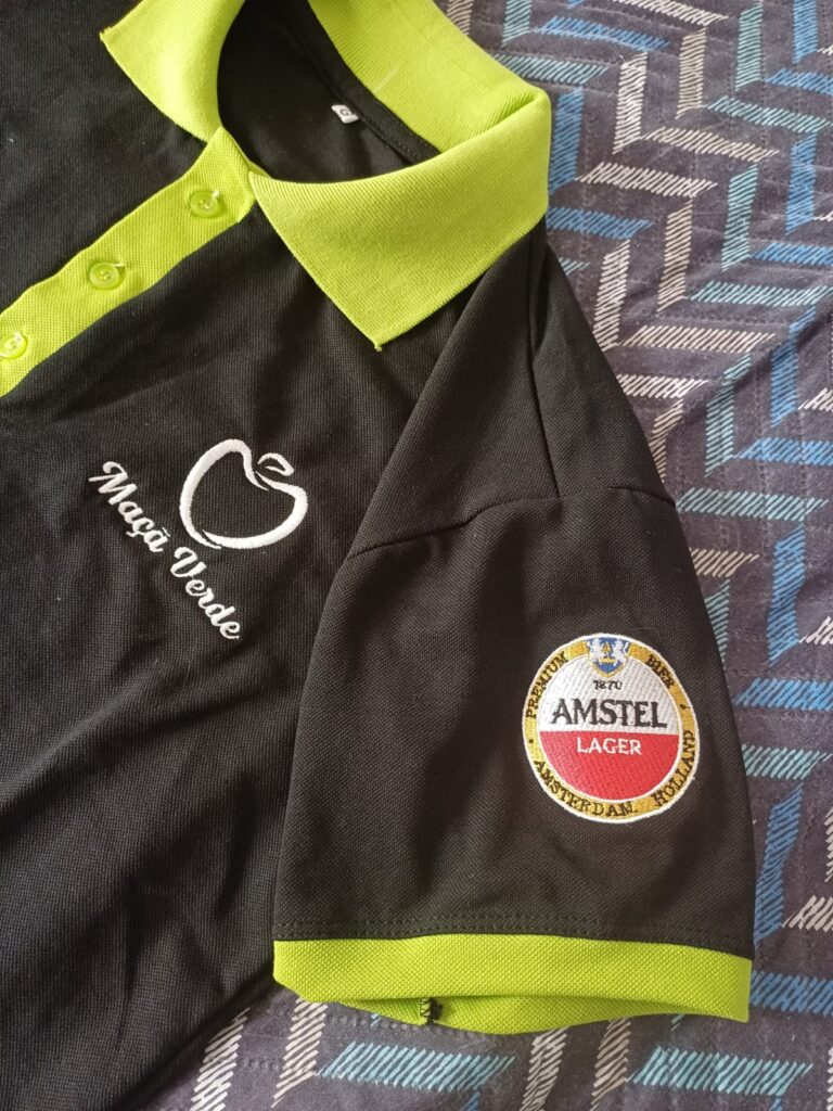 Uniforme Maçã Verde